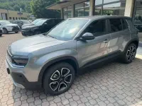 Nuova Jeep Avenger Summit 110 CV (80 kW) 2026 Grigio SUV