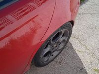 Usata Alfa Romeo 147 150 CV (110 kW) 2005 Rosso Utilitaria
