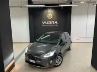 Begagnad Ford Fiesta Titanium 86 HK (63 kW) 2019 Grå Halvkombi