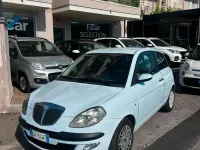 Usata Lancia Ypsilon 69 CV (50 kW) 2005 Blu Utilitaria