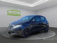 Usata Lancia Ypsilon Gold 69 CV (50 kW) 2016 Nero Utilitaria