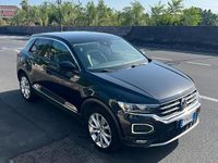 Usata VW T-Roc 116 CV (85 kW) 2019 Nero SUV