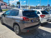 Usata Peugeot 2008 Allure 82 CV (60 kW) 2016 Grigio SUV