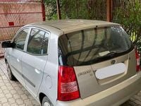 Gebraucht Kia Picanto LX 61 PS (44 kW) 2008 Silber Kleinwagen