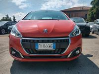 Usata Peugeot 208 GT-line 110 CV (80 kW) 2017 Arancione Utilitaria