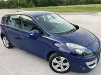 Usata Renault Scénic III 140 CV (102 kW) 2010 Blu/azzurro Monovolume