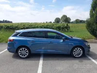Usata Renault Mégane GrandTour Intens 110 CV (80 kW) 2017 Blu Station wagon