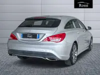Usata Mercedes CLA200 Shooting Brake 136 CV (100 kW) 2017 Grigio chiaro metallizzato Station wagon