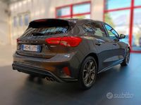 Usata Ford Focus ST-Line 125 CV (91 kW) 2022 Grigio Berlina