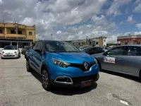 Usata Renault Captur 110 CV (80 kW) 2016 Blu SUV
