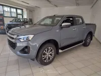 Nuova Isuzu D-Max 163 CV (119 kW) 2025 Gray Pick-up