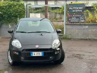 Usata Fiat Punto Lounge 77 CV (56 kW) 2014 Nero Utilitaria