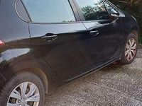 Gebraucht Peugeot 208 Active 82 PS (60 kW) 2013 Schwarz Kleinwagen