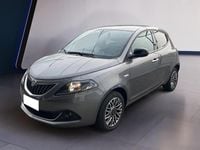 Usata Lancia Ypsilon Gold 70 CV (51 kW) 2022 Grigio Utilitaria