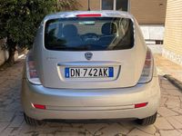 Usata Lancia Ypsilon 60 CV (44 kW) 2008 Argento Utilitaria