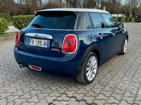 Usata Mini Cooper D 116 CV (85 kW) 2016 Blu Utilitaria