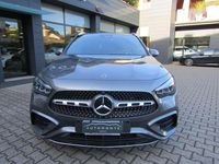 Usata Mercedes GLA200 AMG line 150 CV (110 kW) 2024 Grigio montagna SUV
