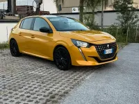 Usata Peugeot 208 75 CV (55 kW) 2021 Giallo Utilitaria