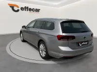 Usata VW Passat Business 150 CV (110 kW) 2023 Argento Station wagon