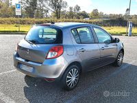 Usata Renault Clio II 75 CV (55 kW) 2011 Grigio Utilitaria