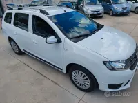 Usata Dacia Logan MCV Lauréate 75 CV (55 kW) 2015 Bianco Station wagon