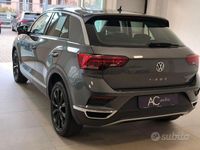 Usata VW T-Roc Advance 150 CV (110 kW) 2019 Grigio SUV