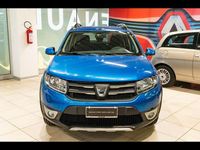 Usata Dacia Sandero Prestige 90 CV (66 kW) 2015 Blu/azzurro Utilitaria