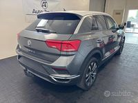 Usata VW T-Roc Style 116 CV (85 kW) 2019 Grigio SUV
