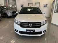 Usata Dacia Sandero Lauréate 75 CV (55 kW) 2015 Bianco Berlina