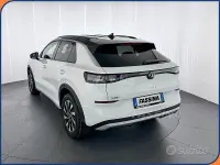 Nuova VW T-Roc Life 150 CV (110 kW) 2026 Bianco SUV