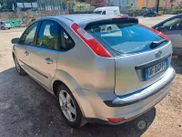 Usata Ford Focus 90 CV (66 kW) 2007 Grigio Berlina