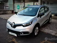 Usata Renault Captur 90 CV (66 kW) 2015 Grigio SUV