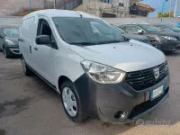 Gebraucht Dacia Dokker 102 PS (75 kW) 2017 Weiß Van / Kleinbus