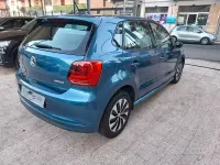 Usata VW Polo Comfortline 75 CV (55 kW) 2015 Blu Berlina