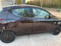Usata Lancia Ypsilon 69 CV (50 kW) 2014 Utilitaria