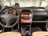 Usata Peugeot 107 54 CV (39 kW) 2007 Grigio Utilitaria