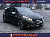 Usata Peugeot 208 Signature Sky 102 CV (75 kW) 2019 Nero Utilitaria