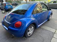 Usata VW New Beetle 75 CV (55 kW) 2005 Blu Utilitaria