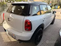 Usata Mini Cooper D Countryman 111 CV (81 kW) 2012 Bianco SUV