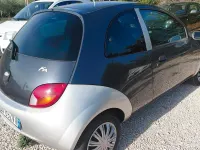 Usata Ford Ka 69 CV (50 kW) 2006 Bluazzurro Utilitaria