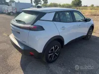 Nuova Peugeot 2008 Style 110 CV (80 kW) 2026 Bianco SUV