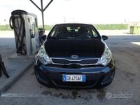 Usata Kia Rio 75 CV (55 kW) 2011 Nero Berlina