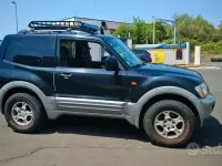 Usata Mitsubishi Pajero 165 CV (121 kW) 2000 Bluazzurro SUV