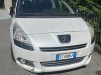 Usata Peugeot 5008 109 CV (80 kW) 2010 Bianco Monovolume