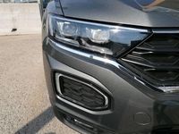 Usado VW T-Roc Advance 150 CV (110 kW) 2018 Gris SUV