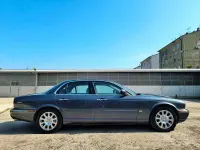 Usata Jaguar XJ6 238 CV (175 kW) 2004 Grigio Berlina
