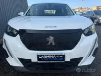 Usata Peugeot 2008 110 CV (80 kW) 2021 Bianco SUV
