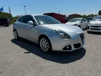 Usata Alfa Romeo Giulietta Exclusive 105 CV (77 kW) 2015 Argento Utilitaria