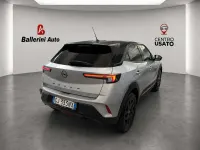Usata Opel Mokka GS Line 101 CV (74 kW) 2022 Grigio SUV