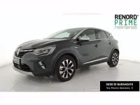 Usata Renault Captur Techno 143 CV (105 kW) 2023 Blu marino SUV